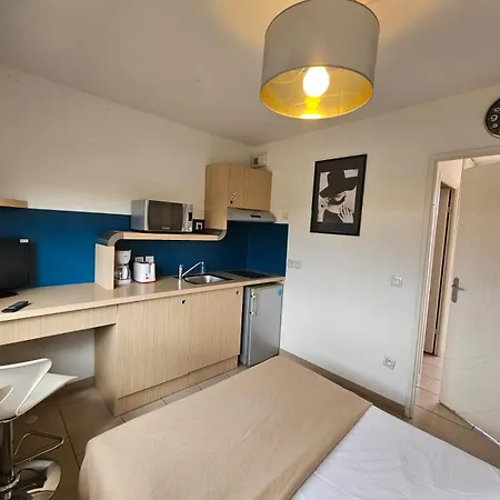 302 Cosy Sur Apartament