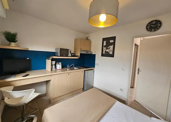 302 Cosy Sur Apartament